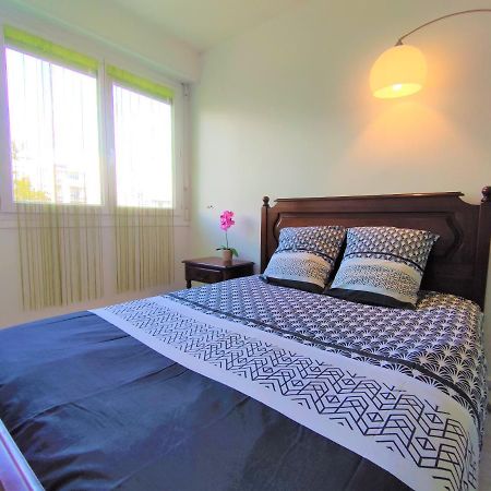 Appartement T3 Lumineux Et Tout Confort De 72 M2 Avec Parking Privatif La Rochelle  Exterior foto
