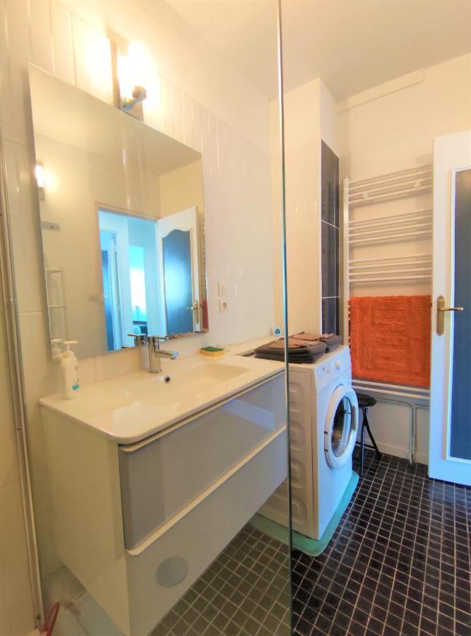 Appartement T3 Lumineux Et Tout Confort De 72 M2 Avec Parking Privatif La Rochelle  Exterior foto