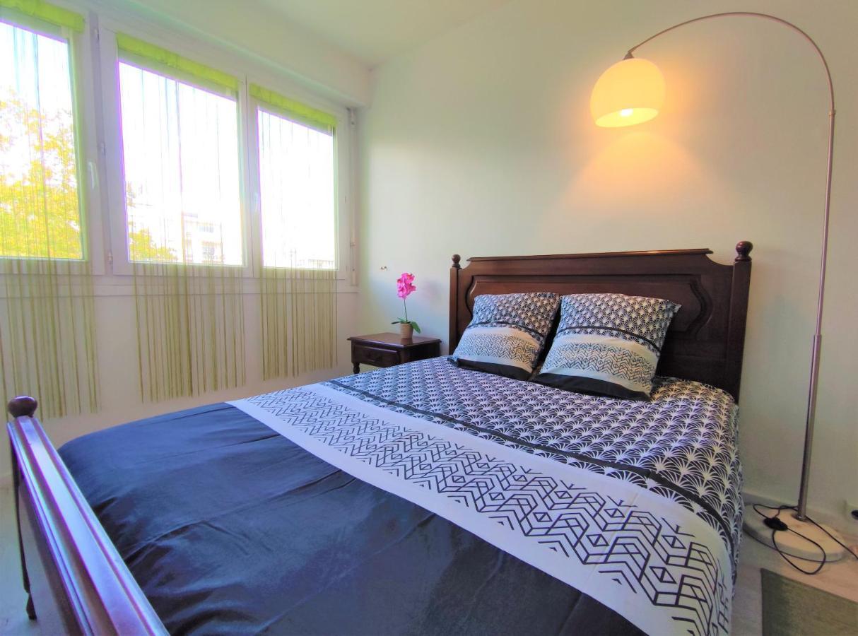 Appartement T3 Lumineux Et Tout Confort De 72 M2 Avec Parking Privatif La Rochelle  Exterior foto