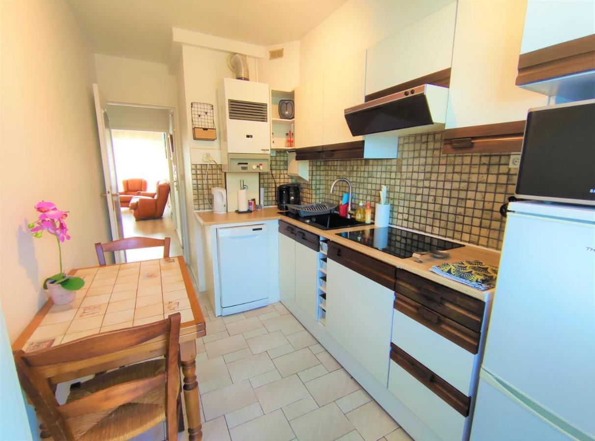 Appartement T3 Lumineux Et Tout Confort De 72 M2 Avec Parking Privatif La Rochelle  Exterior foto