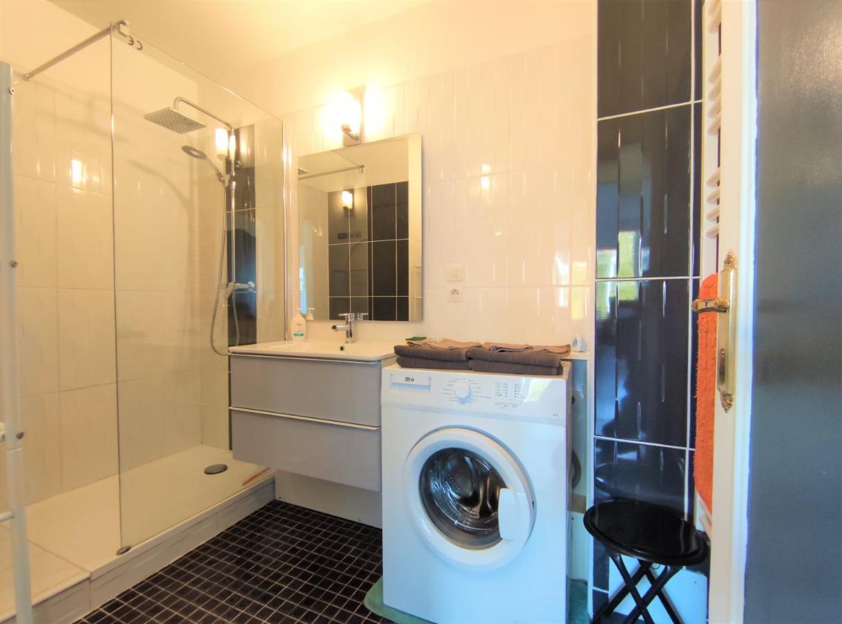 Appartement T3 Lumineux Et Tout Confort De 72 M2 Avec Parking Privatif La Rochelle  Exterior foto